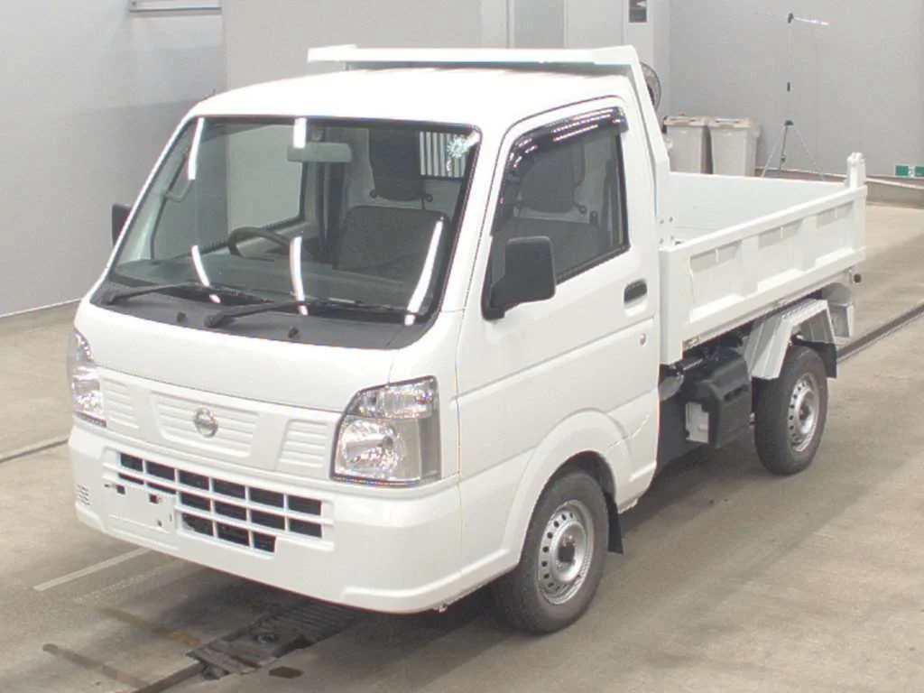 Nissan NT100 Clipper DR16T 2020